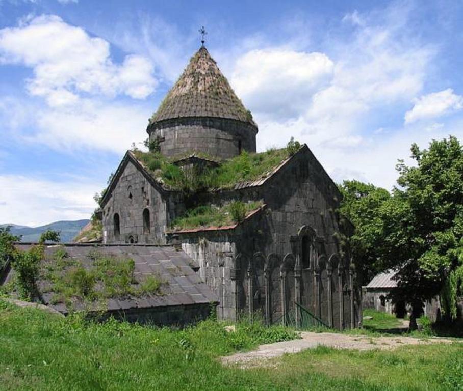Sanahin Bridge Hotel Алаверди Екстериор снимка