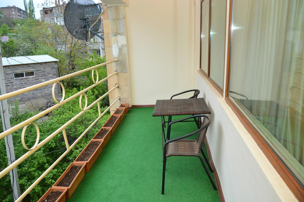 Sanahin Bridge Hotel Алаверди Екстериор снимка