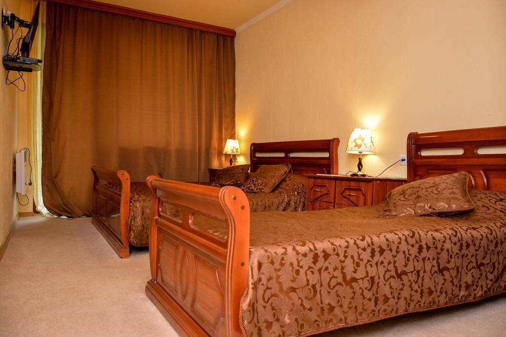 Sanahin Bridge Hotel Алаверди Екстериор снимка