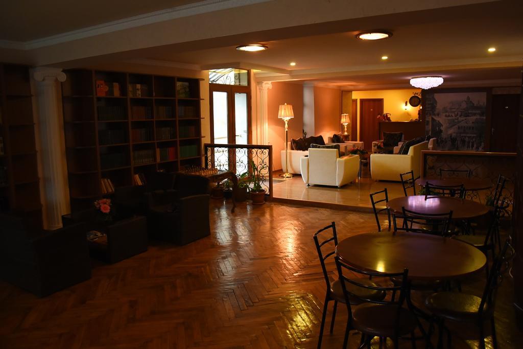 Sanahin Bridge Hotel Алаверди Екстериор снимка