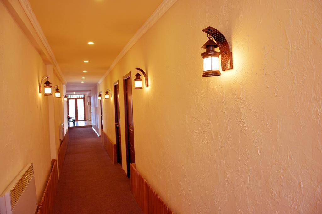 Sanahin Bridge Hotel Алаверди Екстериор снимка